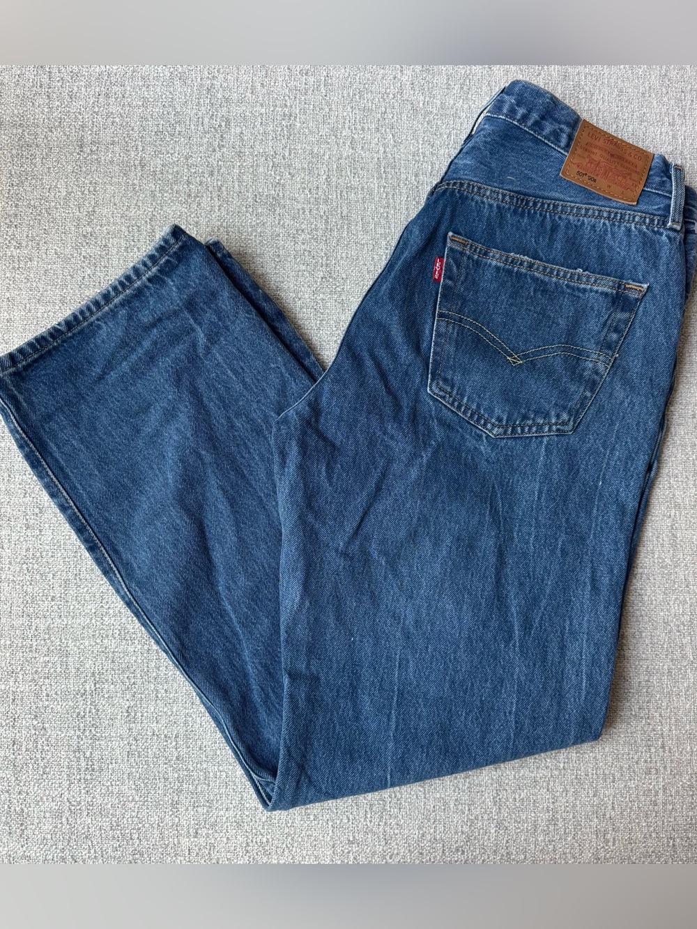 NWOT Levi’s 501 90s straight leg jeans Size 30